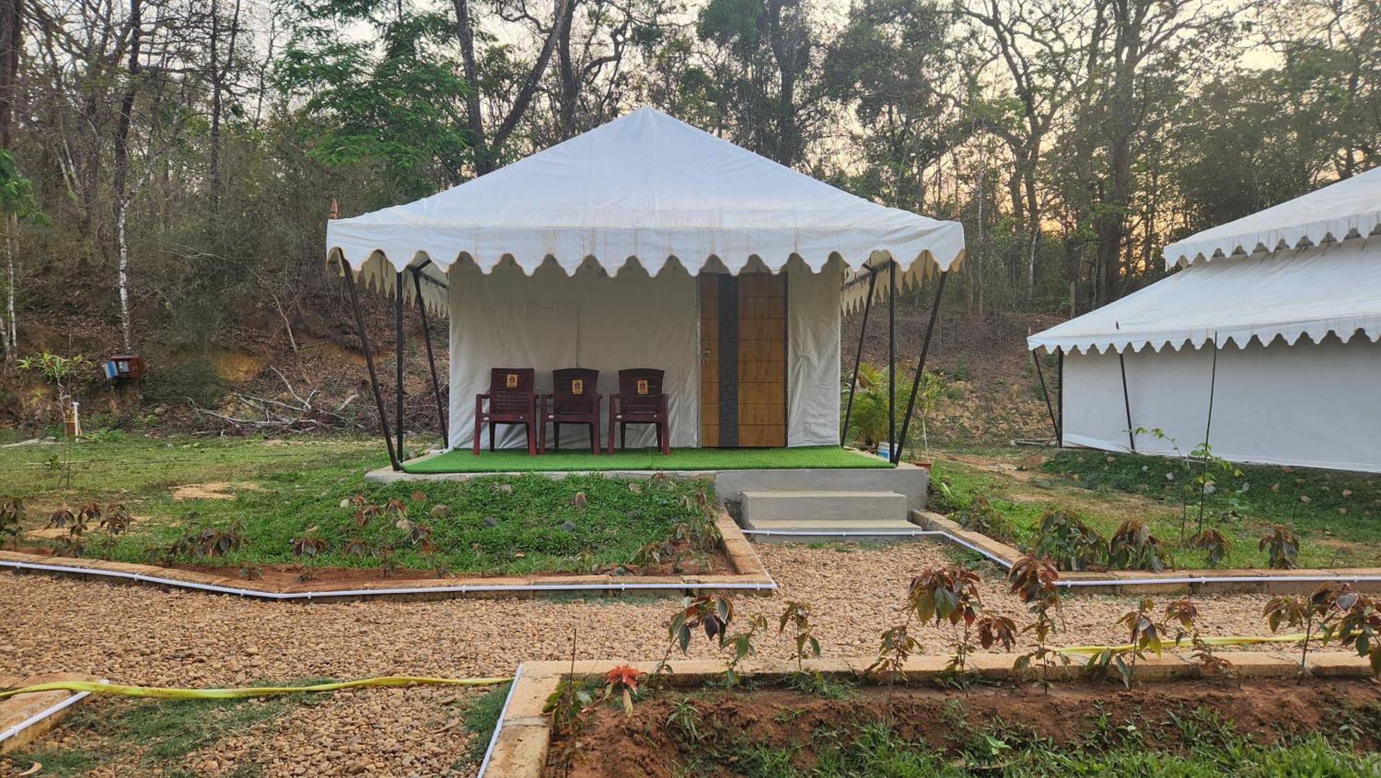 Woods Creek Apartment Dandeli Bagian luar foto